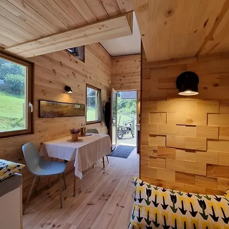 Tiny House Et Son Ecrin A Couper Le Souffle *