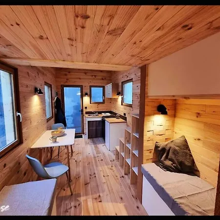 Tiny House Et Son Ecrin A Couper Le Souffle *