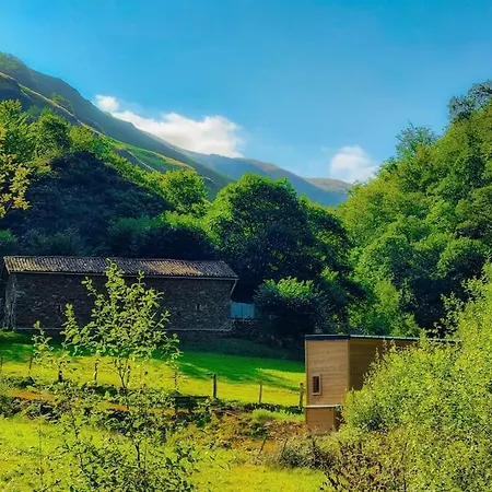 Tiny House Et Son Ecrin A Couper Le Souffle Banca